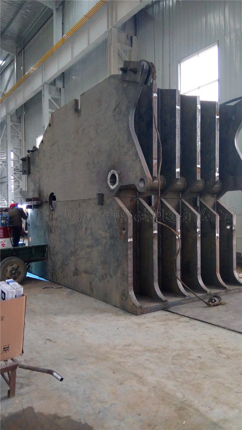 大型廢鋼破碎機